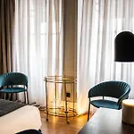 Boutique Cordial Malteses (adults Only) 4*