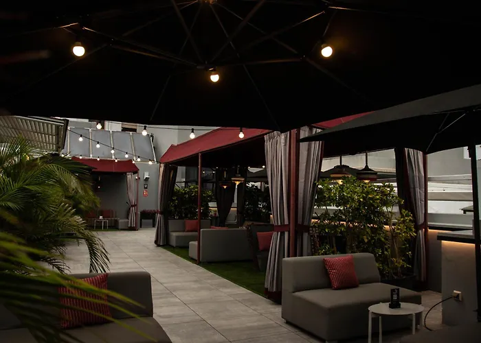 Boutique Cordial Malteses (adults Only) 4*