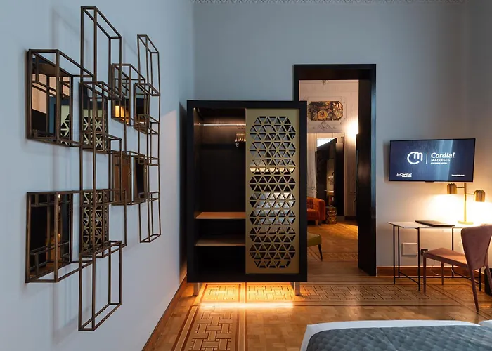 Boutique Cordial Malteses (adults Only)