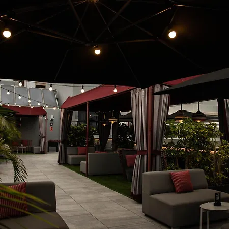 Boutique Cordial Malteses (adults Only) 4*